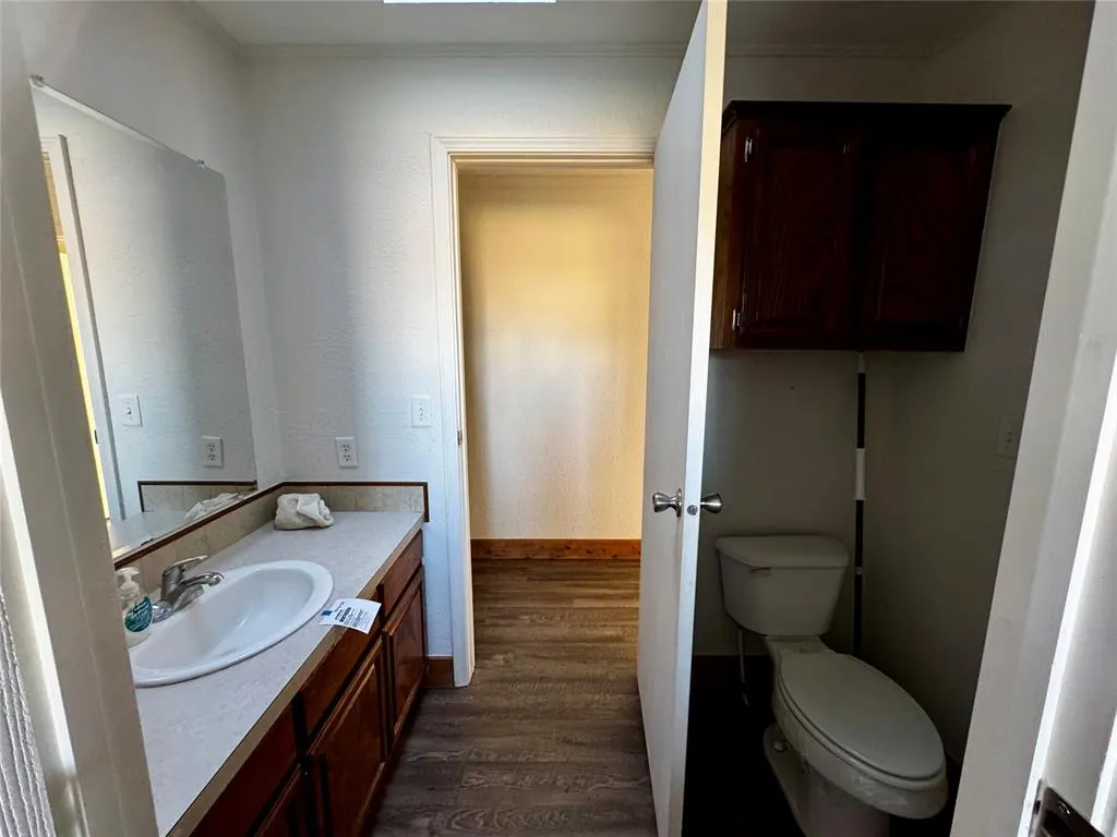 Photo 14 — 260 S Schley Avenue, Leedey, OK 73654