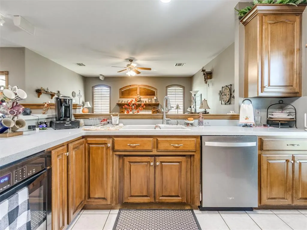 Photo 39 — 12608 Chisholm Spur, Yukon, OK 73099