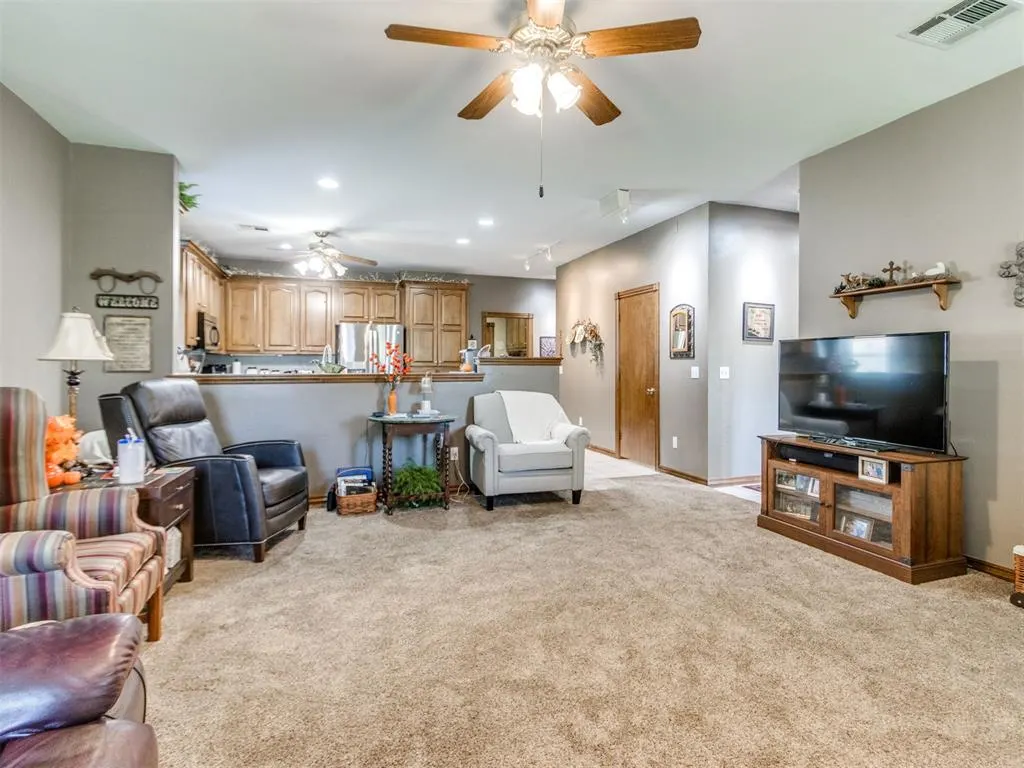 Photo 45 — 12608 Chisholm Spur, Yukon, OK 73099