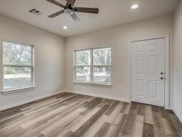Photo 6 — 628 N 10th Street, Chickasha, OK 73018