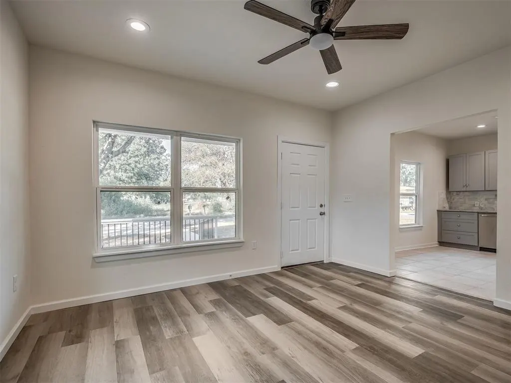 Photo 7 — 628 N 10th Street, Chickasha, OK 73018