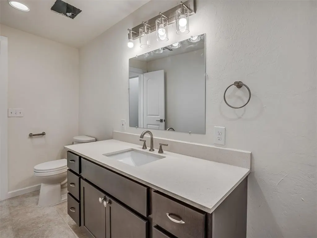 Photo 28 — 628 N 10th Street, Chickasha, OK 73018