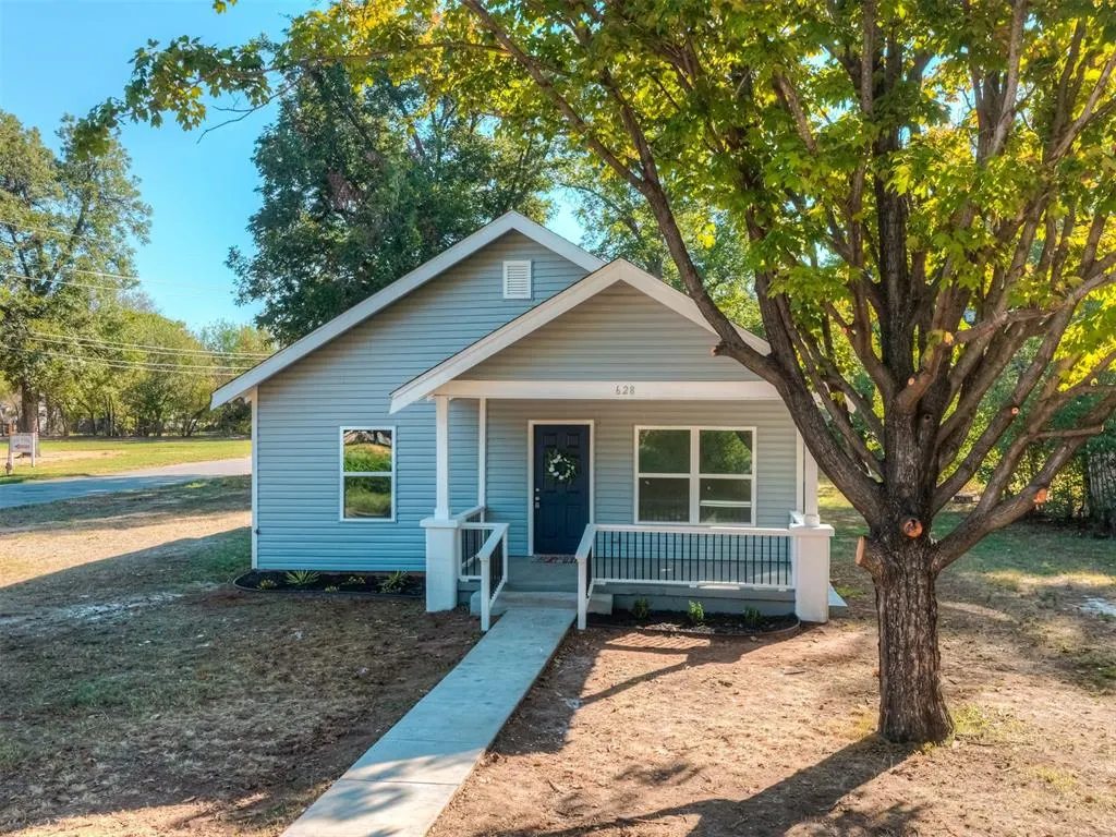 Photo 40 — 628 N 10th Street, Chickasha, OK 73018