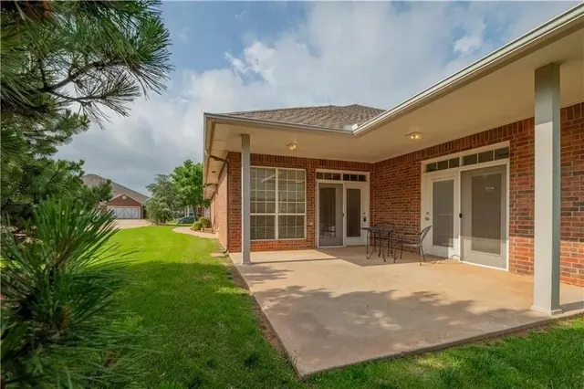 Photo 4 — 36 Butterfly Creek Boulevard, Oklahoma City, OK 73013