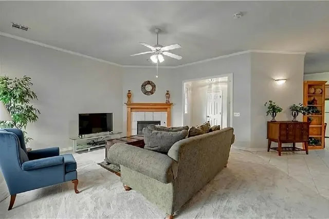Photo 6 — 36 Butterfly Creek Boulevard, Oklahoma City, OK 73013