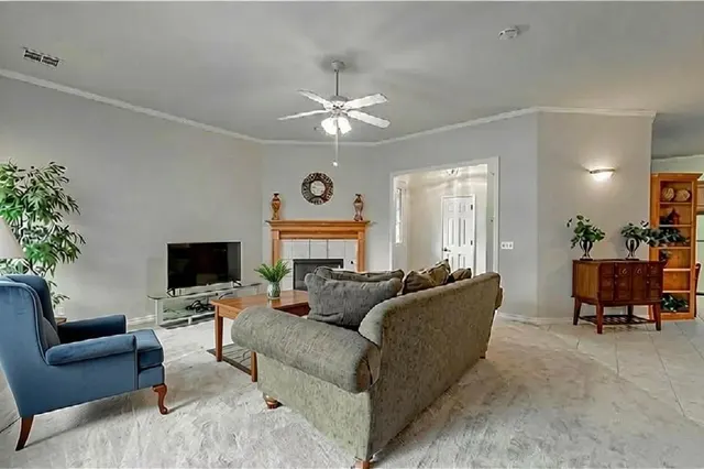 Photo 8 — 36 Butterfly Creek Boulevard, Oklahoma City, OK 73013