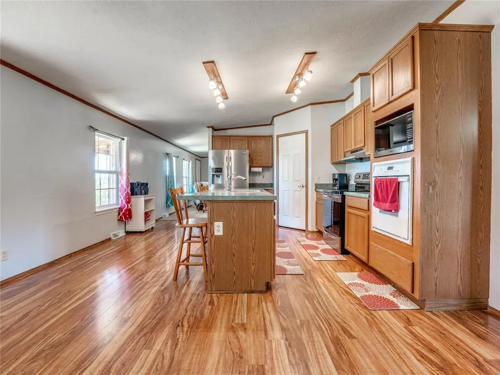 Photo 8 — 3780 E Seward Road, Guthrie, OK 73044