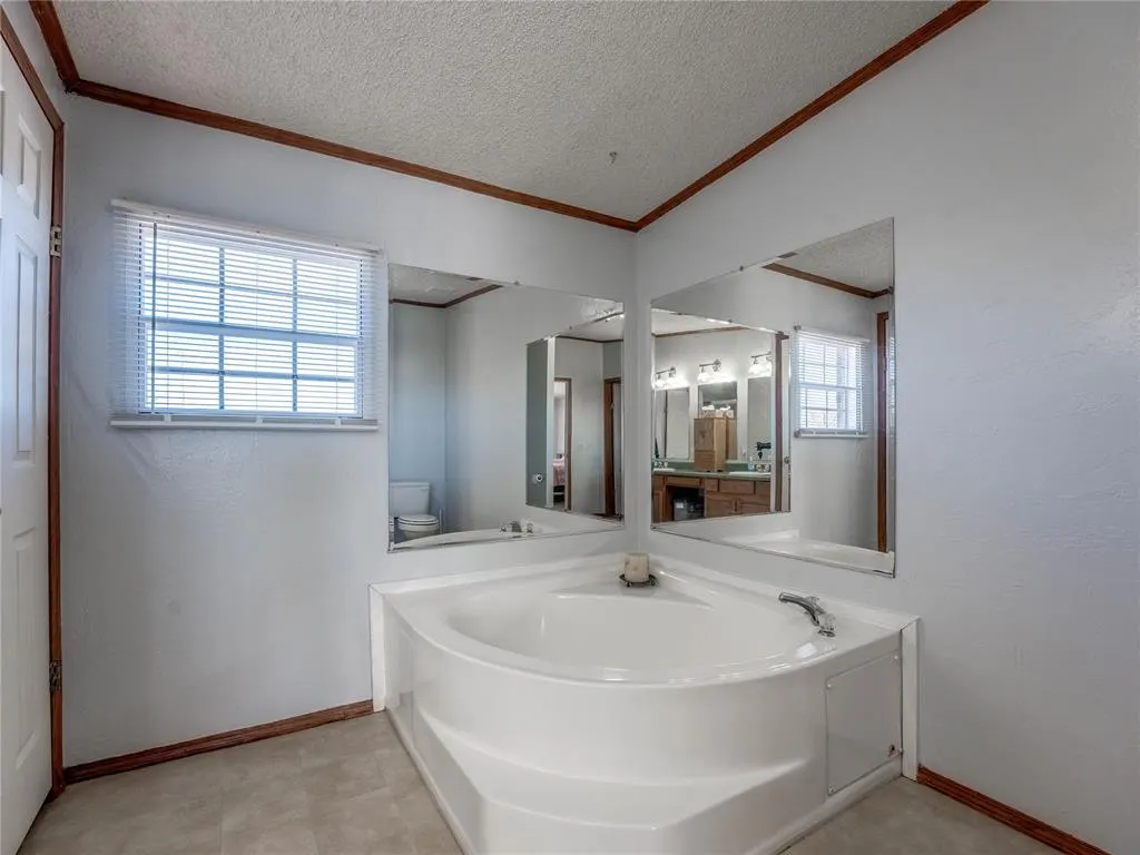 Photo 35 — 3780 E Seward Road, Guthrie, OK 73044