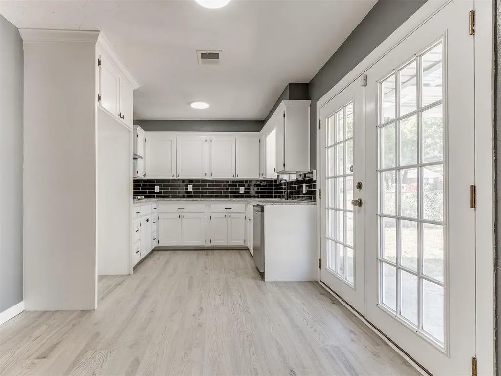 Photo 10 — 1305 Juniper Circle, Midwest City, OK 73110