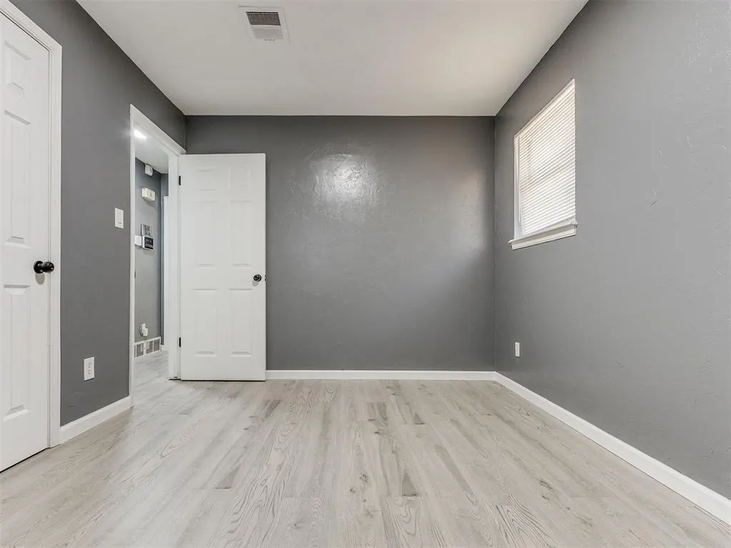 Photo 15 — 1305 Juniper Circle, Midwest City, OK 73110