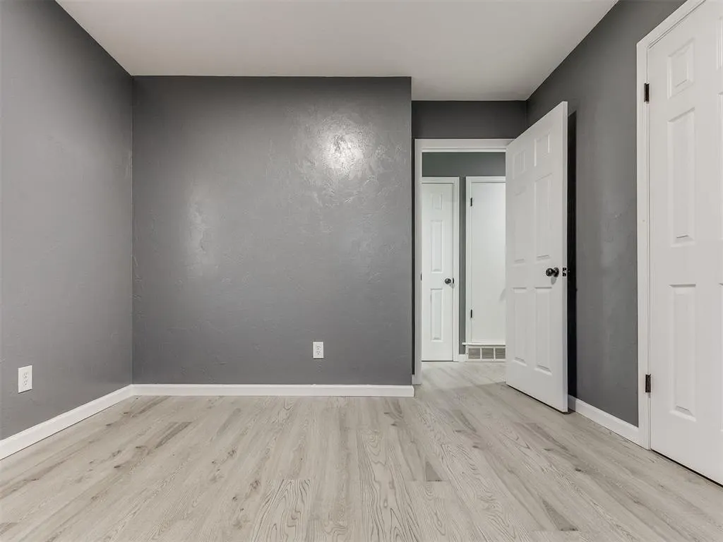 Photo 19 — 1305 Juniper Circle, Midwest City, OK 73110