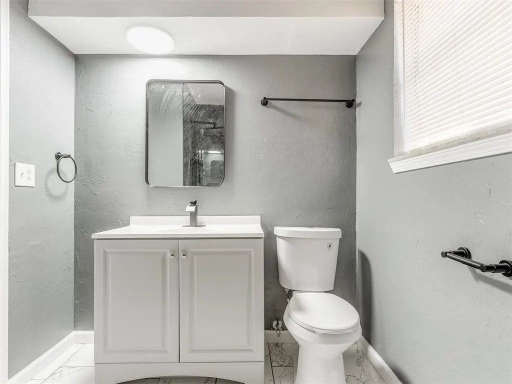 Photo 23 — 1305 Juniper Circle, Midwest City, OK 73110