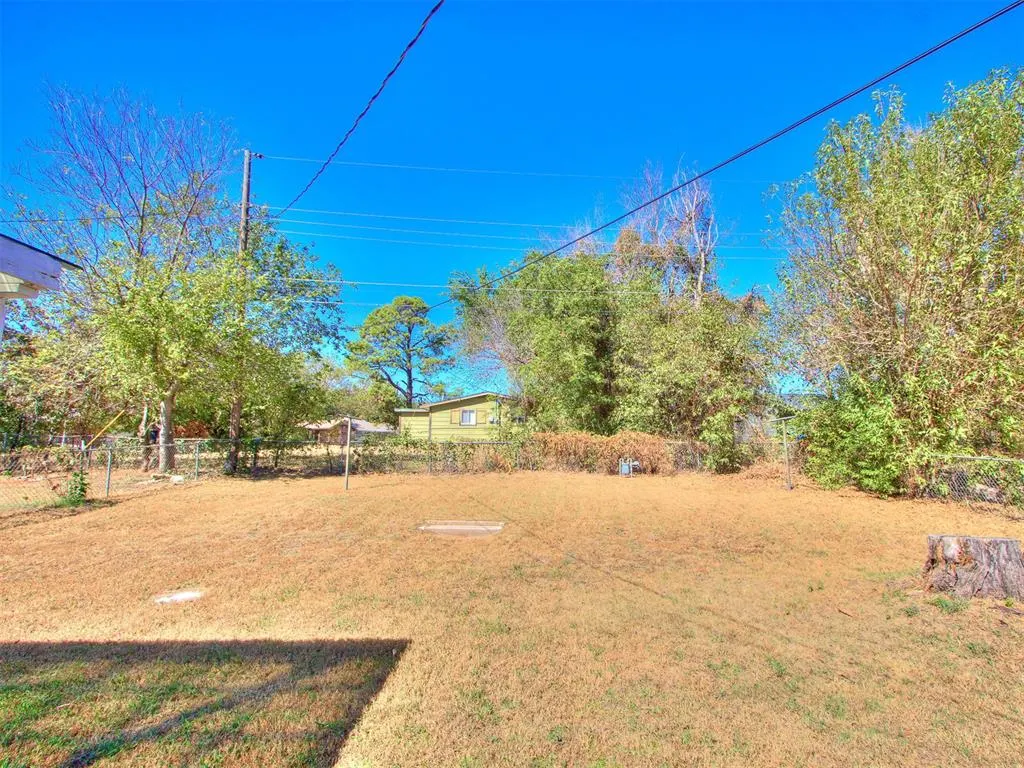 Photo 37 — 1305 Juniper Circle, Midwest City, OK 73110