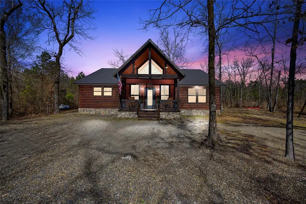 Front exterior — 35 Paradise Lane, Broken Bow, OK 74728