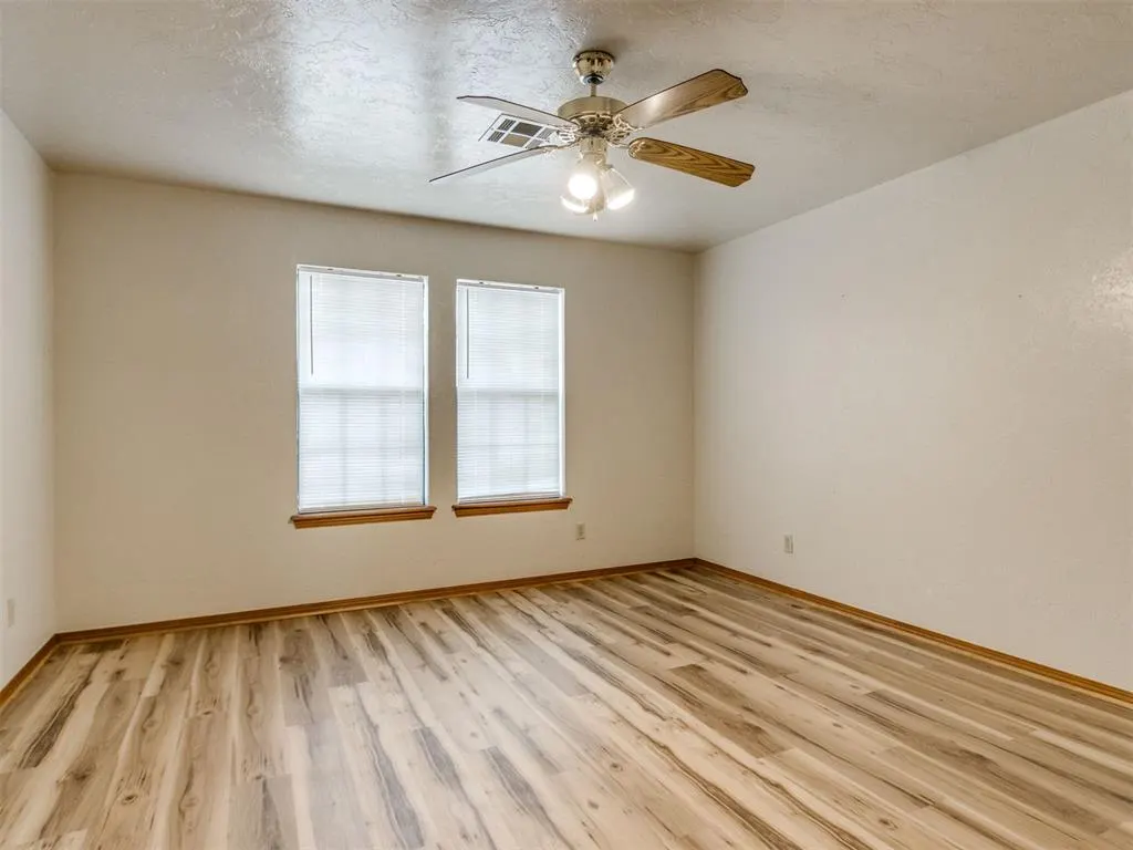 Photo 4 — 13819 W Crossing Way, Edmond, OK 73013