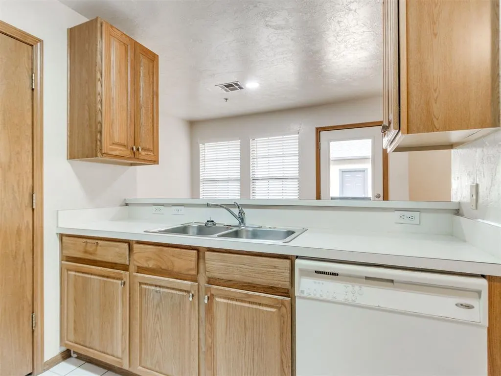 Photo 18 — 13819 W Crossing Way, Edmond, OK 73013