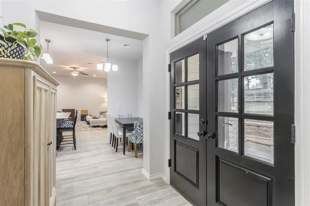 Photo 4 — 7541 NW 12th Street, Oklahoma City, OK 73127