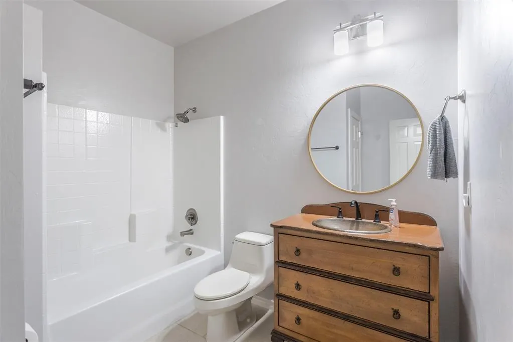Photo 17 — 7541 NW 12th Street, Oklahoma City, OK 73127