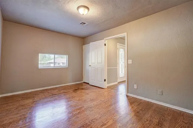 Photo 6 — 1824 Andover Court, Oklahoma City, OK 73120