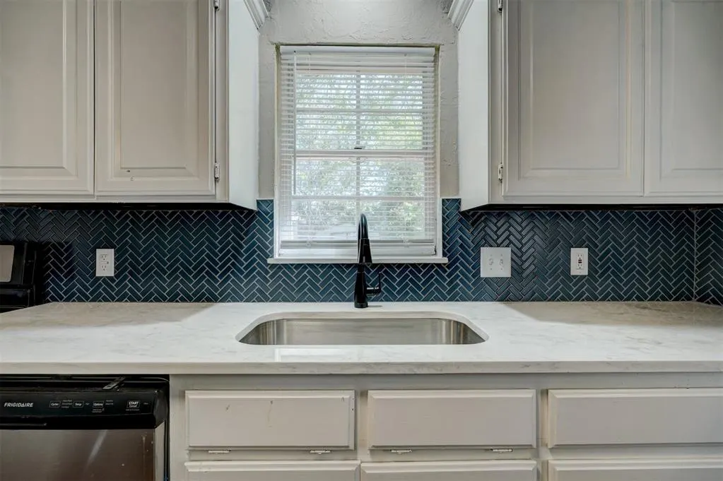 Photo 11 — 1824 Andover Court, Oklahoma City, OK 73120