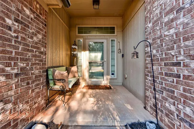 Photo 3 — 301 Partridge Run Road, Yukon, OK 73099
