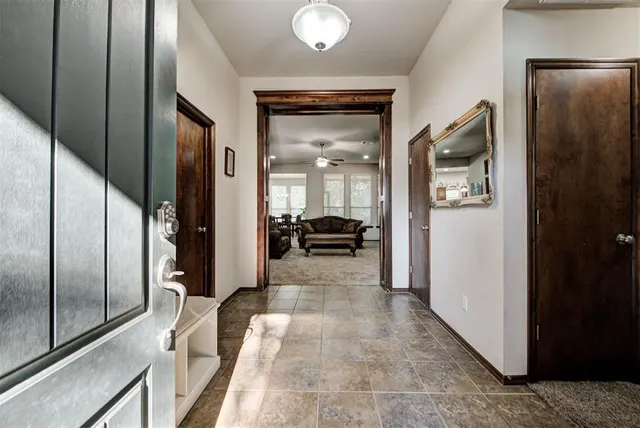 Photo 4 — 301 Partridge Run Road, Yukon, OK 73099