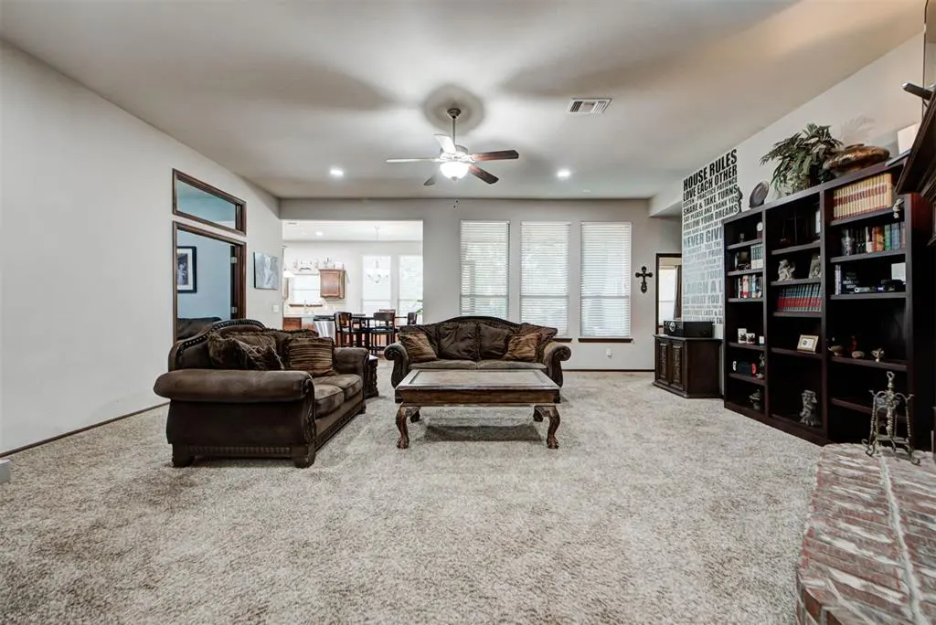 Photo 6 — 301 Partridge Run Road, Yukon, OK 73099