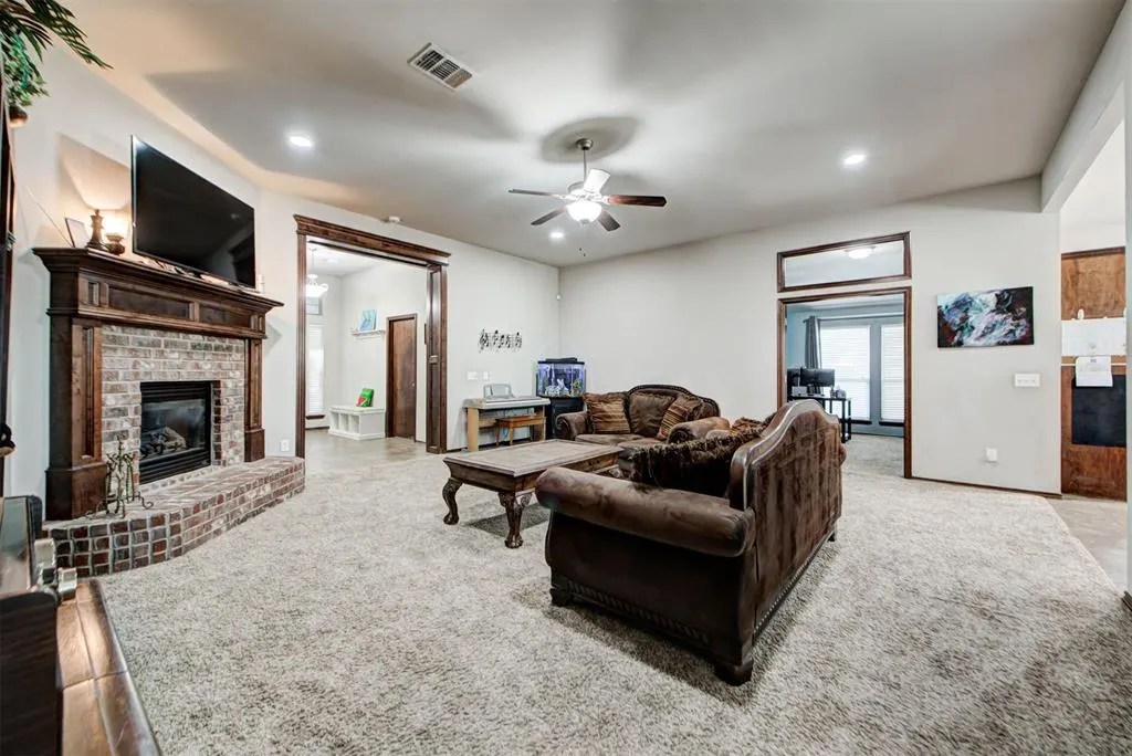 Photo 11 — 301 Partridge Run Road, Yukon, OK 73099
