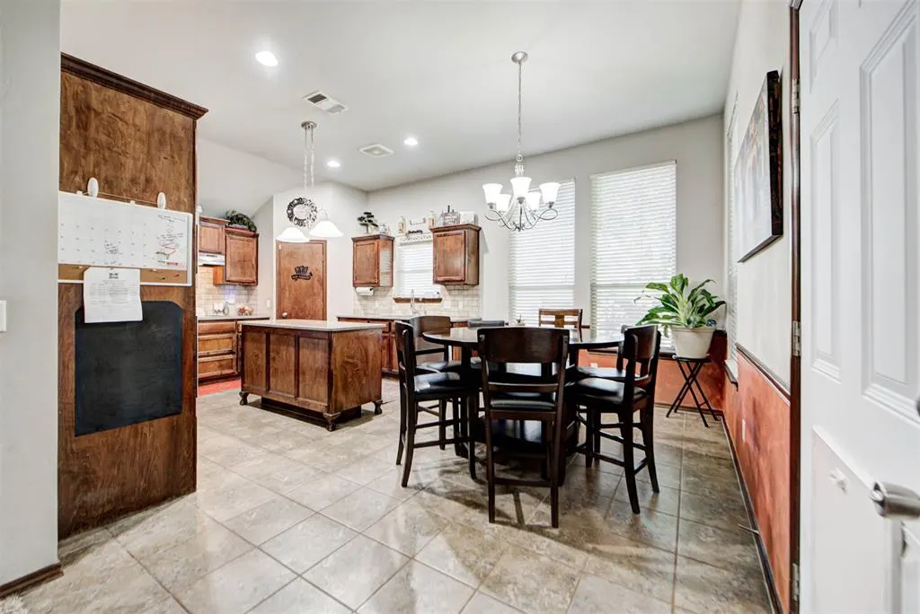Photo 13 — 301 Partridge Run Road, Yukon, OK 73099