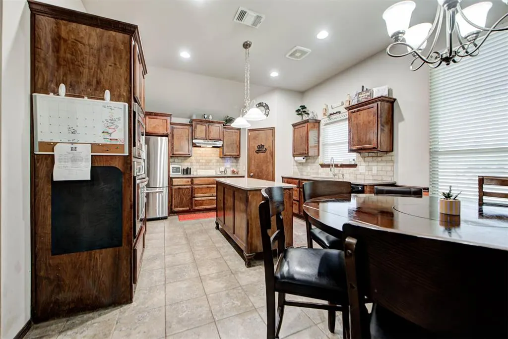 Photo 15 — 301 Partridge Run Road, Yukon, OK 73099
