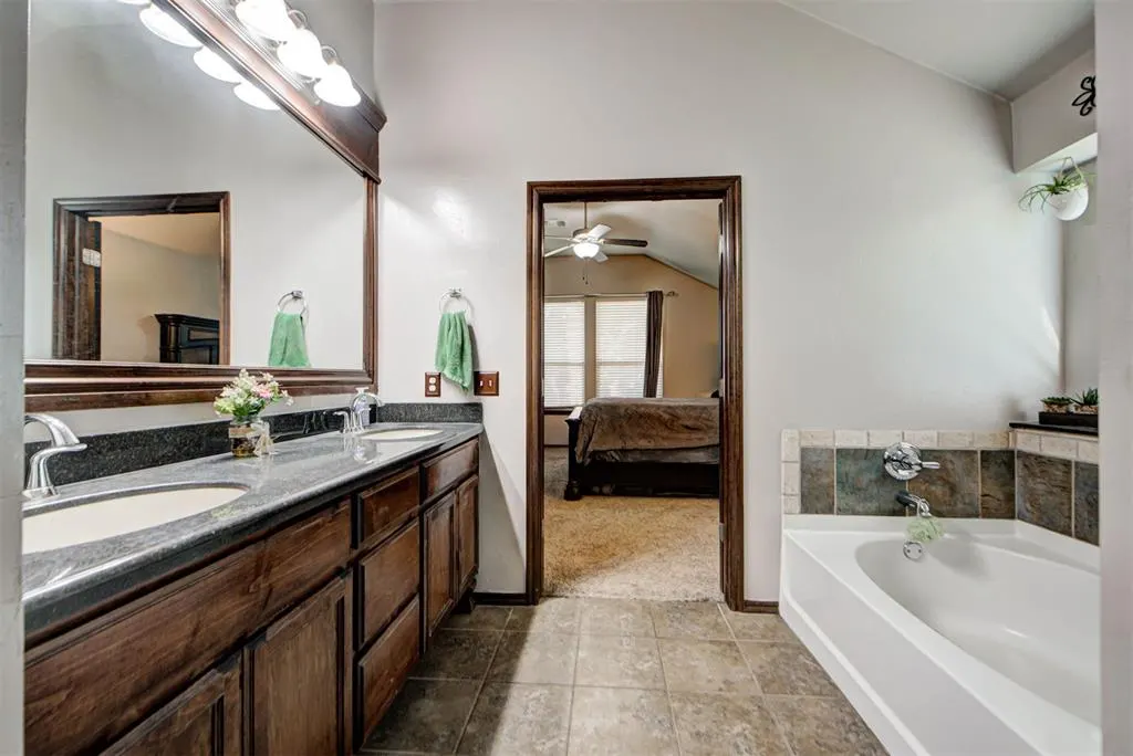 Photo 28 — 301 Partridge Run Road, Yukon, OK 73099