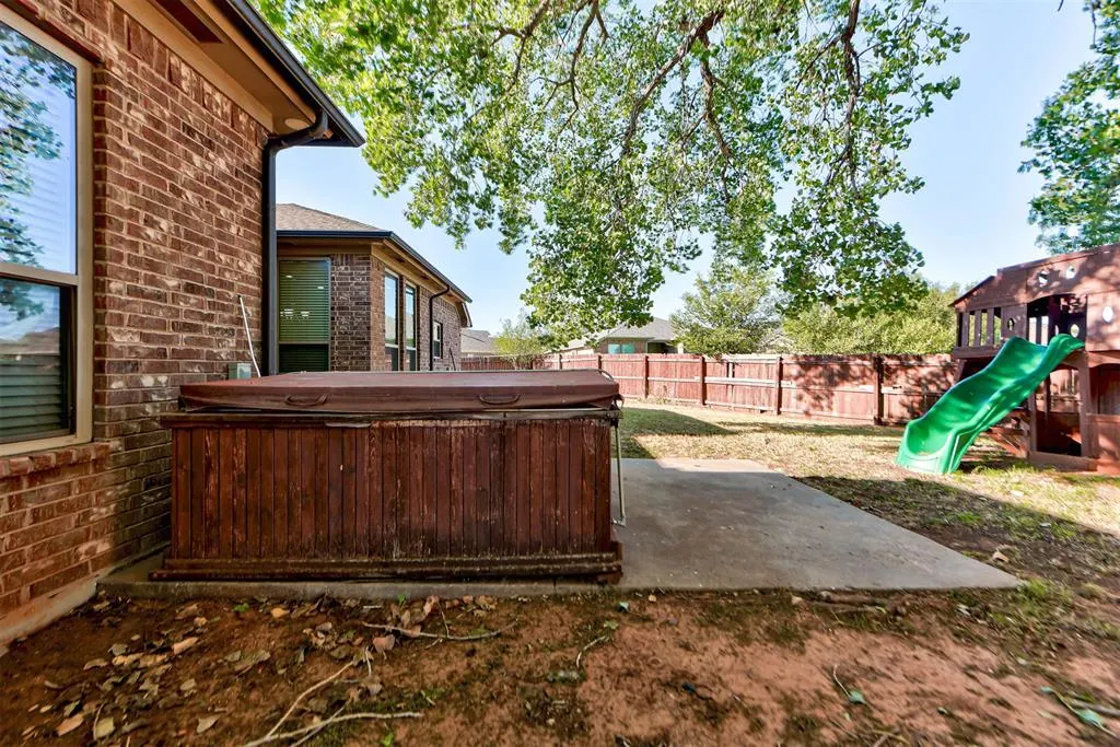 Photo 46 — 301 Partridge Run Road, Yukon, OK 73099