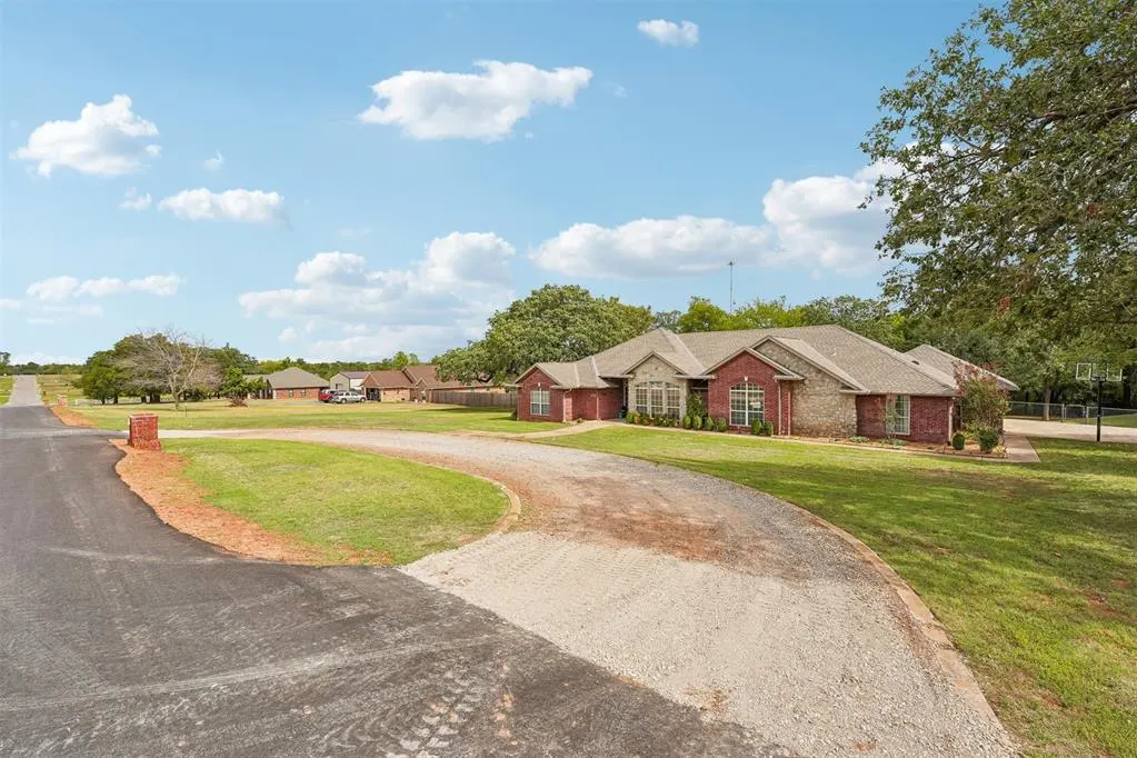 Photo 44 — 812 Summer Oaks Drive, Blanchard, OK 73010