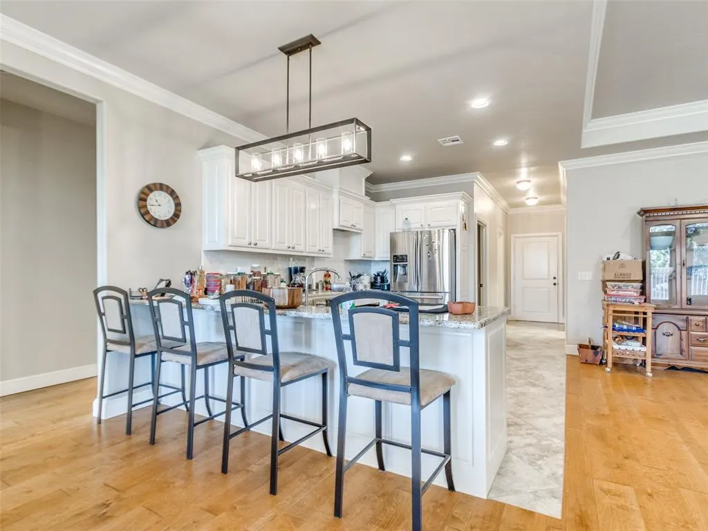 Photo 8 — 10324 Veneto Circle, Oklahoma City, OK 73120