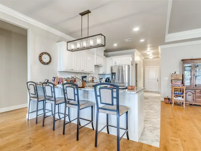 Photo 8 — 10324 Veneto Circle, Oklahoma City, OK 73120