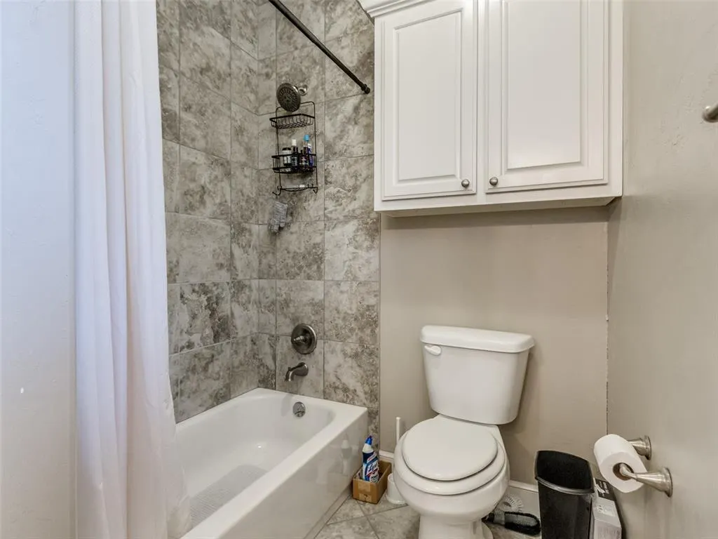 Photo 24 — 10324 Veneto Circle, Oklahoma City, OK 73120