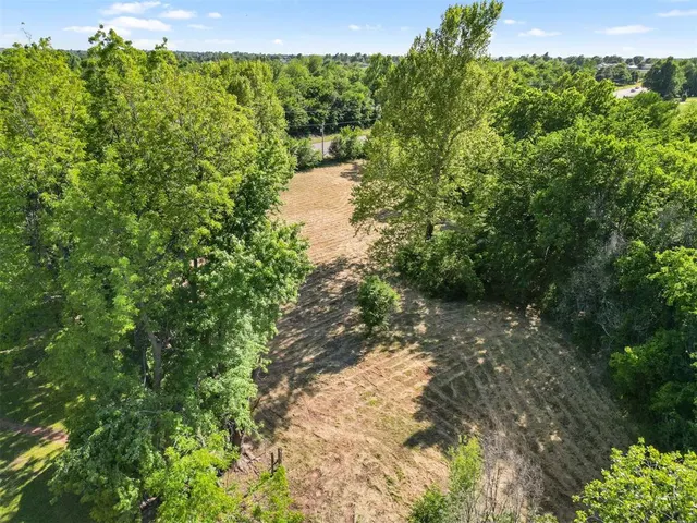 Photo 5 — 2500 W Grand Avenue, Chickasha, OK 73018