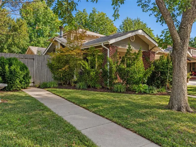 Photo 5 — 517 S Flood Avenue, Norman, OK 73069