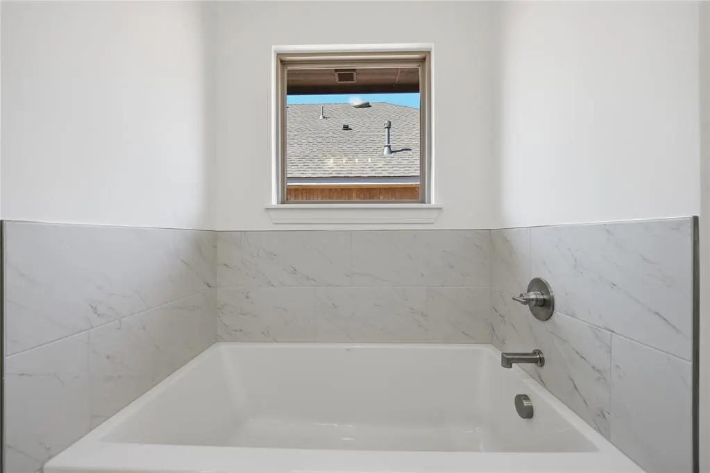 Photo 8 — 11344 NW 162nd Street, Oklahoma City, OK 73078