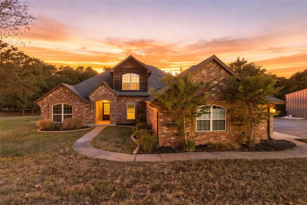 Front exterior — 13915 S Anderson Road, Arcadia, OK 73007