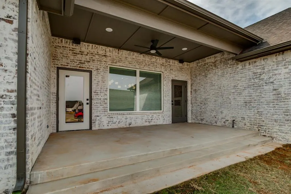 Photo 39 — 11611 NW 106th Street, Yukon, OK 73099