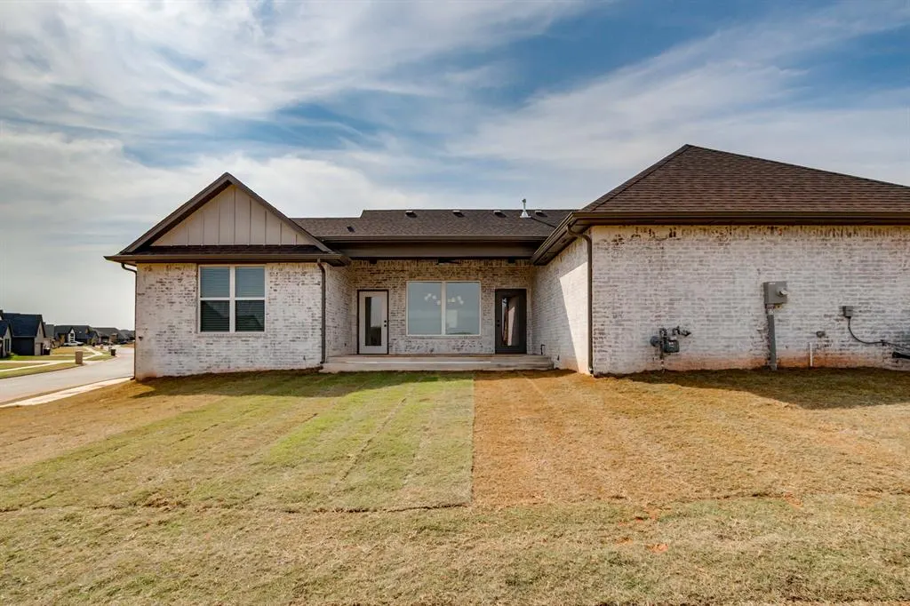 Photo 40 — 11611 NW 106th Street, Yukon, OK 73099