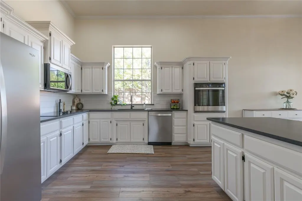 Photo 4 — 15021 Salem Creek Road, Edmond, OK 73013
