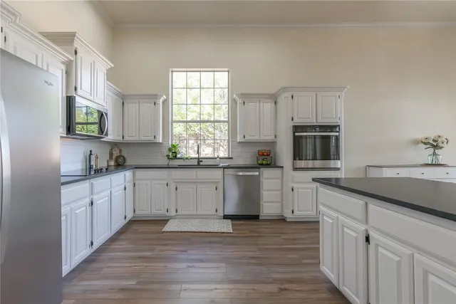 Photo 4 — 15021 Salem Creek Road, Edmond, OK 73013