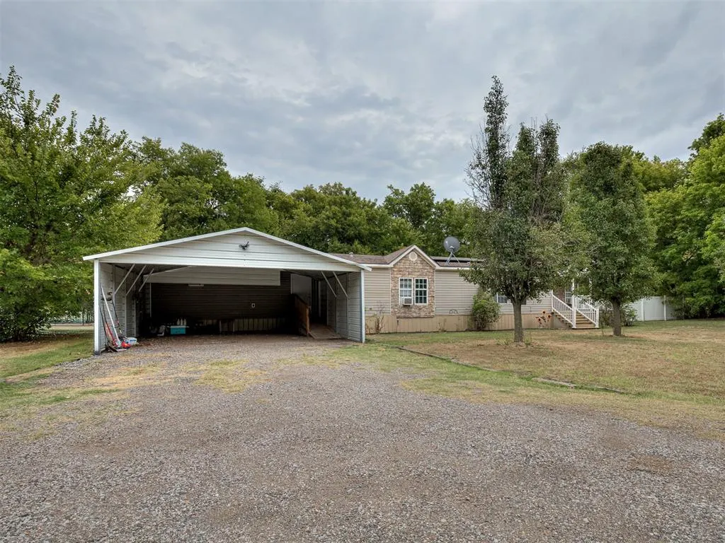 Photo 5 — 516 S Richland Road, Yukon, OK 73099