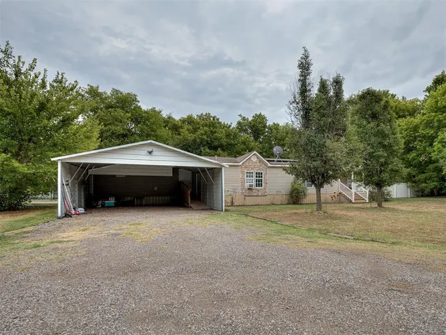Photo 5 — 516 S Richland Road, Yukon, OK 73099