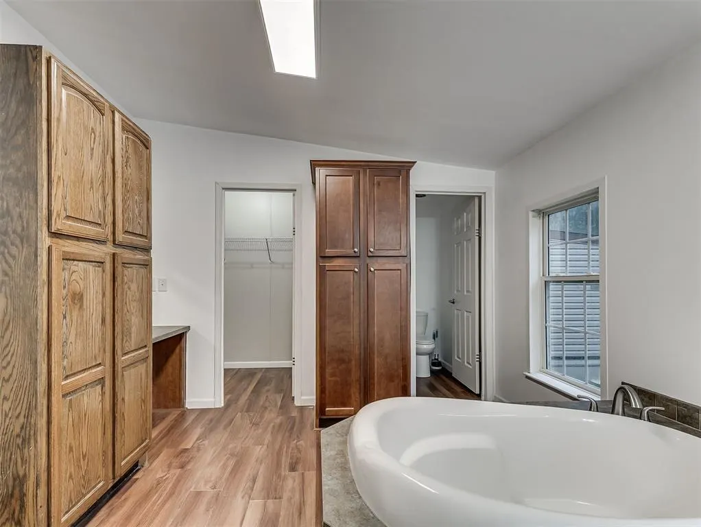 Photo 20 — 516 S Richland Road, Yukon, OK 73099