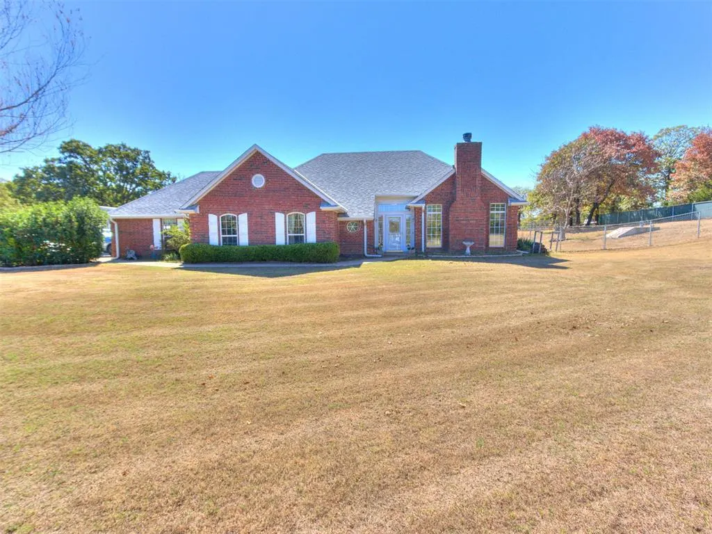 Photo 2 — 9950 E Boyd Street, Norman, OK 73026
