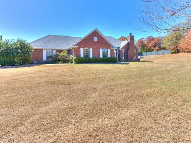 Photo 3 — 9950 E Boyd Street, Norman, OK 73026