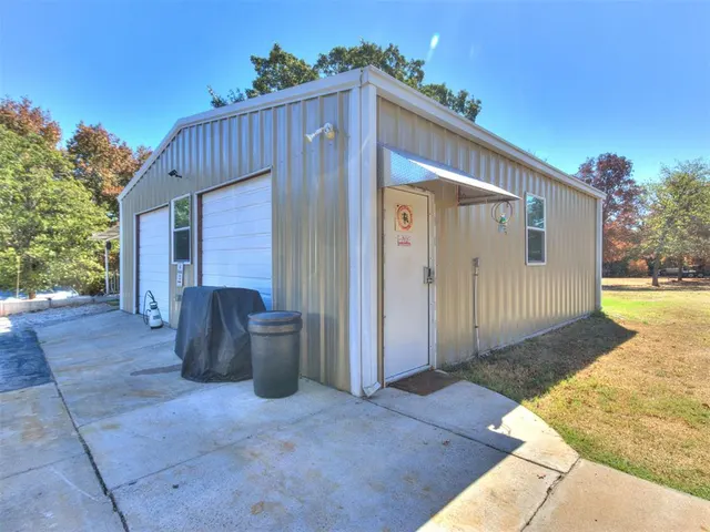 Photo 5 — 9950 E Boyd Street, Norman, OK 73026